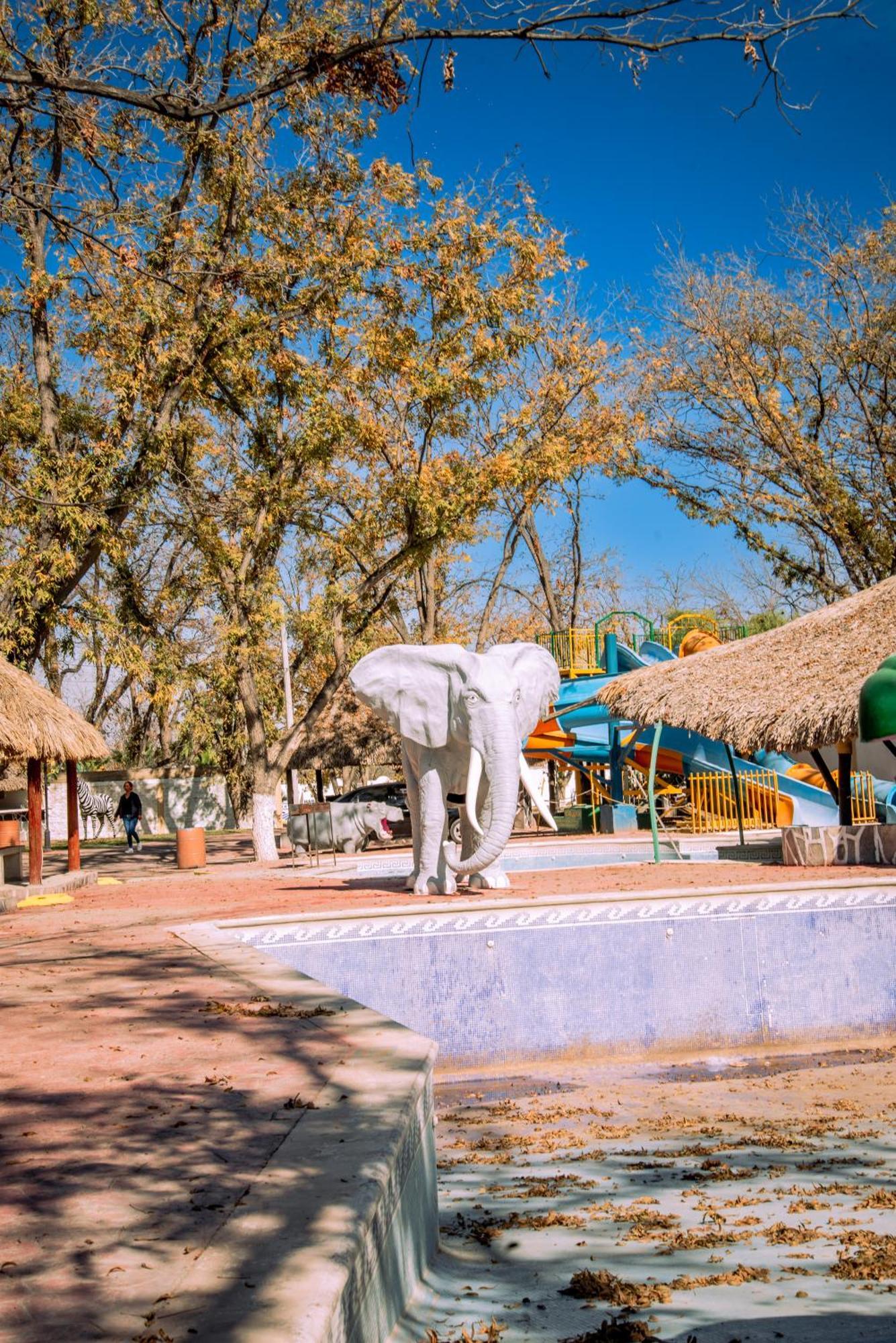 Hotel Pueblo Viejo Parras de la Fuente Exterior foto