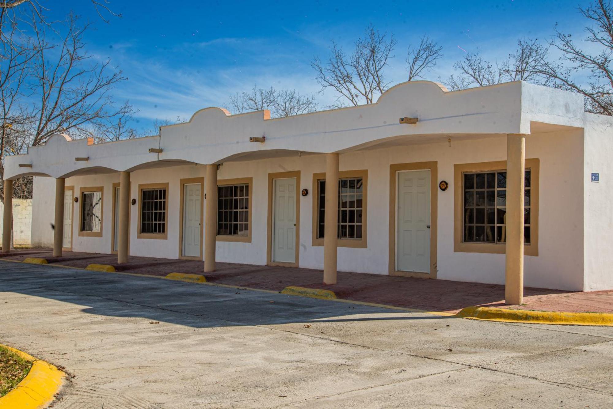 Hotel Pueblo Viejo Parras de la Fuente Exterior foto